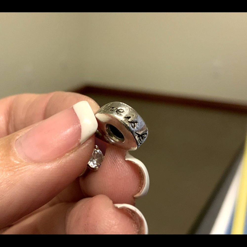 Pandora - Love is kind